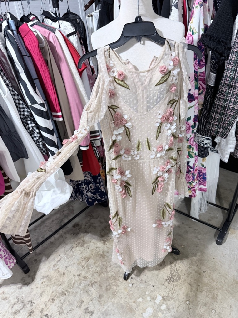 Topshop Embroidered Cold-Shoulder cutout 3D Floral Dress in cream.